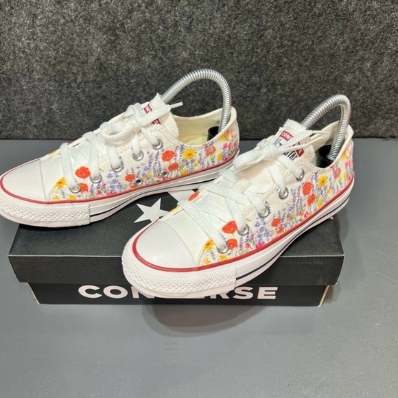 Converse All Star Canvas "Flower Field" Low Top Shoe Women's Size 6 - Picture 7 of 13